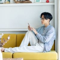 一人暮らしの男性の写真